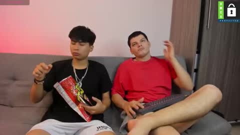 kevin and ottis online show from January 2026 12:27:01 AM