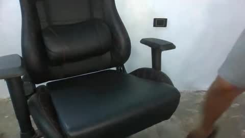 kevis410977 online show from March 2026 04:34:01 PM