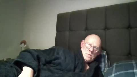 kevlooking4sez online show from March 2026 12:27:02 AM
