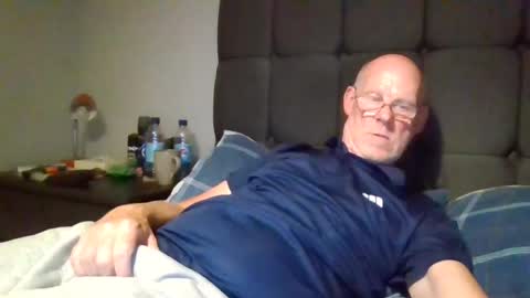 kevlooking4sez online show from June 2026 12:09:02 AM