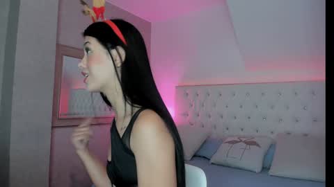 Snapshot of keyla__ross chatting on December 2024 07:54:02 PM keyla  ross online show from December 2024 07:54:02 PM