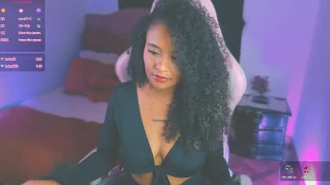 Snapshot of keyla_roberts_ chatting on June 2026 02:00:01 AM Adhara. Help me reach 100 likes online show from June 2026 02:00:01 AM
