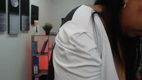 Keyla  online show from January 2025 11:40:02 AM