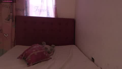 Keylli online show from February 2025 10:34:01 PM