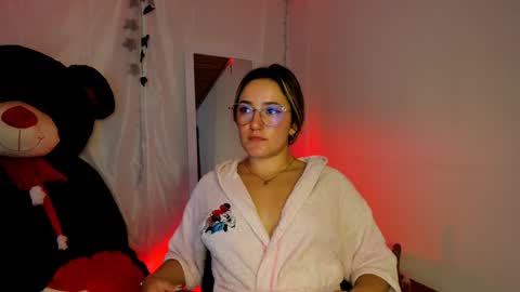 Keyth  online show from February 2025 08:37:01 PM