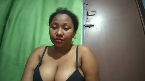 kezia0910 online show from October 2025 07:47:02 PM