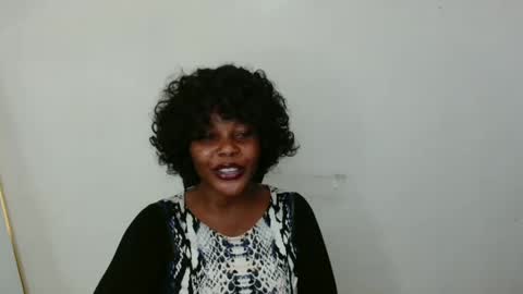 Snapshot of khaleesi7777777 chatting on March 2025 02:05:02 PM Khaleesi online show from March 2025 02:05:02 PM