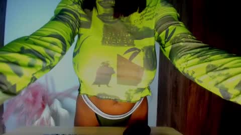 Snapshot of khate_smith chatting on October 2025 03:54:02 PM khate_smith online show from October 2025 03:54:02 PM