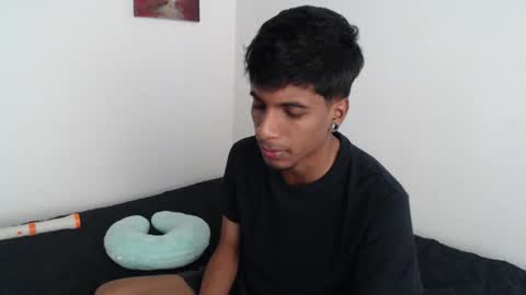 khevinlopezonig online show from January 2025 03:49:01 PM