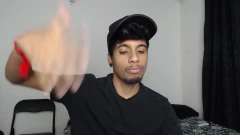 khevinlopezonig online show from November 2025 01:52:01 AM