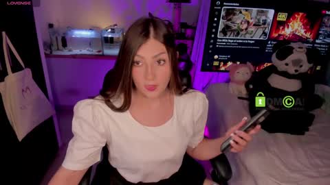 Snapshot of khionebesset chatting on January 2025 07:45:01 AM Khi. online show from January 2025 07:45:01 AM