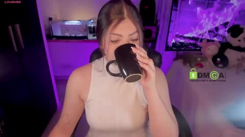 Snapshot of khionebesset chatting on January 2025 07:11:02 AM Khi. online show from January 2025 07:11:02 AM