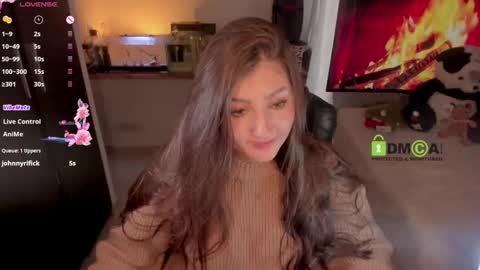 Snapshot of khionebesset chatting on February 2025 12:42:01 PM Khi. online show from February 2025 12:42:01 PM