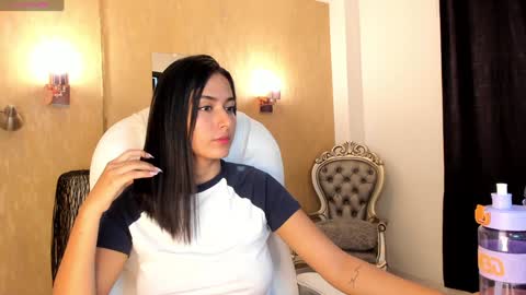 Khloe online show from February 2025 02:24:01 PM