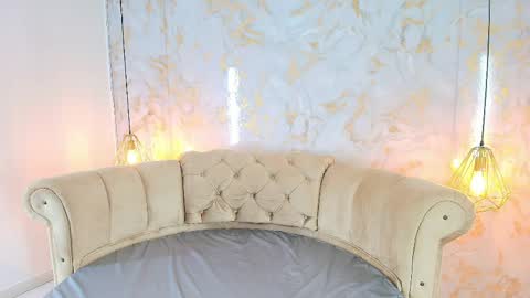 Khloe online show from April 2026 05:07:02 AM