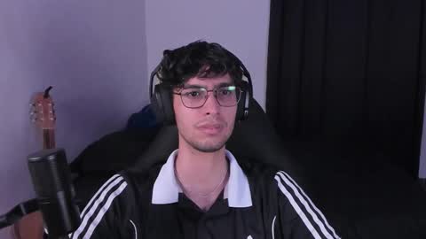 khozler_ online show from September 2025 02:33:02 AM