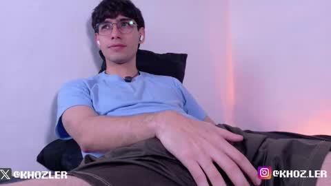 khozler_ online show from January 2026 02:39:01 AM