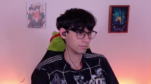 khozler_ online show from April 2026 12:58:02 AM