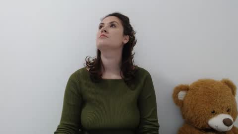 Sarah online show from February 2026 06:03:01 PM