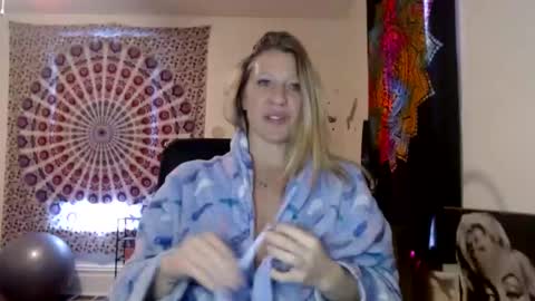 KELLYWILDNNOUT online show from December 2024 06:42:01 PM