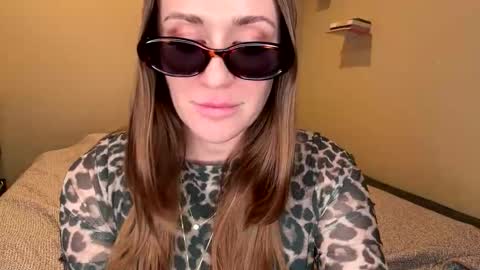 khylasky online show from March 2026 05:37:02 AM