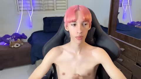 kiantwink online show from September 2025 09:36:01 PM