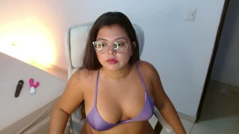 Kiara Evans online show from April 2026 11:05:02 PM