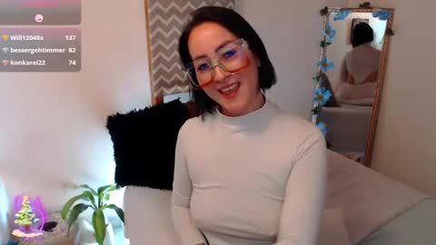 Kiara Bermont online show from January 2026 05:27:02 PM