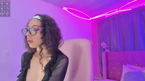 Snapshot of kiara_lovelyy chatting on June 2026 04:26:02 AM Kiara online show from June 2026 04:26:02 AM
