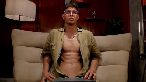 Kiara online show from March 2026 09:59:01 AM