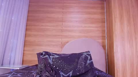 Snapshot of kiaralopez_ chatting on May 2026 10:36:01 AM kiaralopez_ online show from May 2026 10:36:01 AM