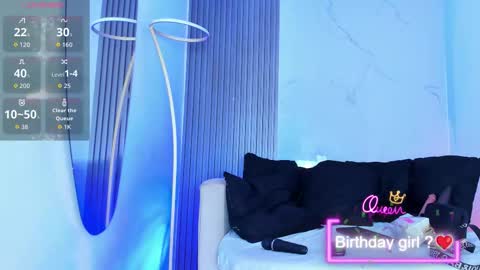 kiaratentation online show from December 2025 08:06:01 PM