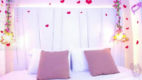 kiarha  online show from February 2025 03:20:01 AM