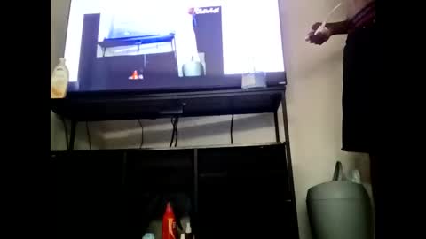 Snapshot of kibrombariu45 chatting on June 2026 04:12:02 PM HunneysPlayRoom online show from June 2026 04:12:02 PM