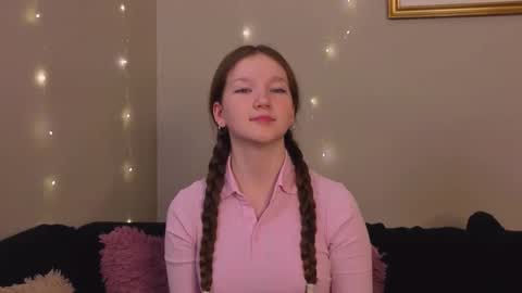 Melvi online show from December 2025 07:57:02 AM