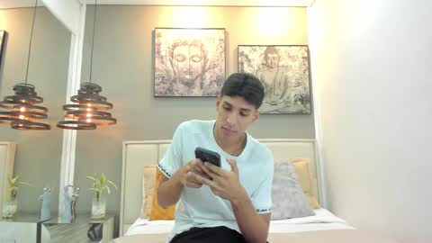 Kieran Derek online show from December 2025 02:19:01 AM