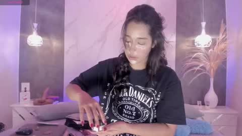 Kim Thompson online show from October 2025 02:12:02 PM