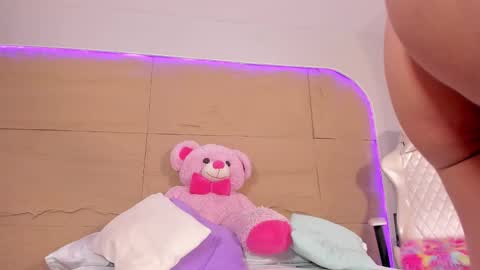 Snapshot of kiimcooper chatting on March 2025 10:02:01 AM KIM COOPER online show from March 2025 10:02:01 AM