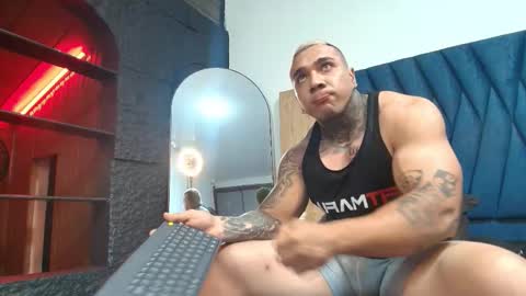 Snapshot of kiing_magic chatting on February 2026 10:50:02 PM kiing magic online show from February 2026 10:50:02 PM