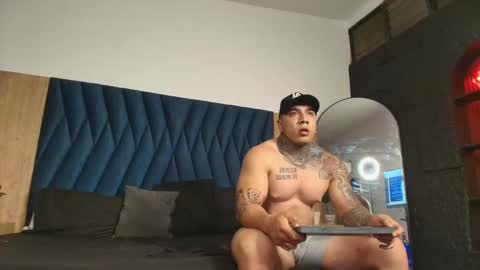 Snapshot of kiing_magic chatting on March 2026 02:02:01 AM kiing magic online show from March 2026 02:02:01 AM