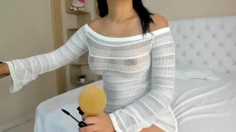 Snapshot of kiitty_horny_ chatting on May 2026 12:35:01 PM Melody online show from May 2026 12:35:01 PM