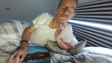 kiki3366 online show from November 2025 09:20:01 AM