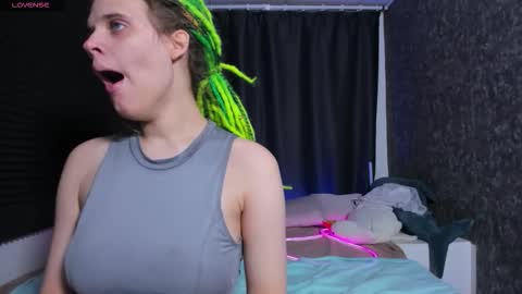 Kiki online show from November 2025 10:06:02 AM