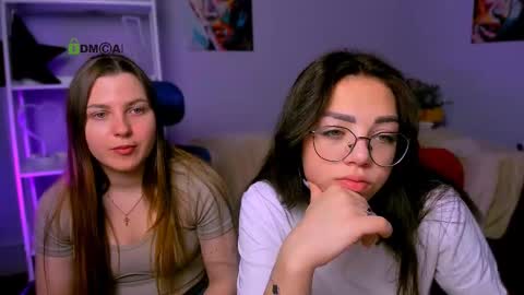 Snapshot of kiki_swan chatting on March 2025 07:19:01 AM kiki_swan online show from March 2025 07:19:01 AM