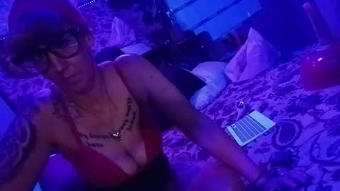 Snapshot of kikilovespartylights chatting on March 2026 09:59:01 AM kikilovespartylights online show from March 2026 09:59:01 AM