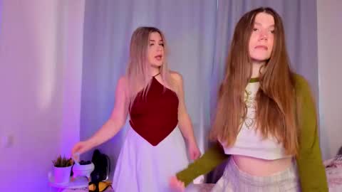 Snapshot of kileymith chatting on November 2025 07:57:01 AM ZofiaLiya online show from November 2025 07:57:01 AM