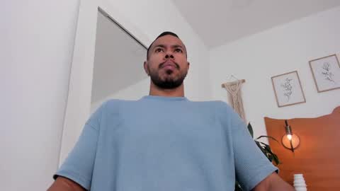 Snapshot of killua_zagarra_ chatting on May 2026 08:59:01 PM Kilua Muscle guy online show from May 2026 08:59:01 PM