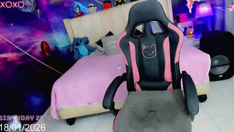 kylie anthonella online show from January 2026 03:21:02 AM