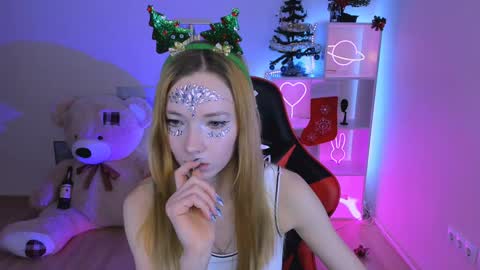 Snapshot of kim_boyd chatting on December 2024 12:15:02 PM kim_boyd online show from December 2024 12:15:02 PM