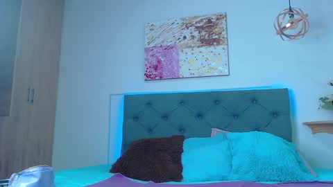 Kim online show from January 2025 05:47:02 PM